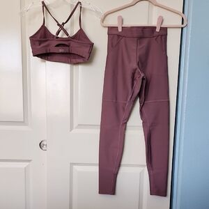 ALO Yoga Women's Mauve Bra And Leggings